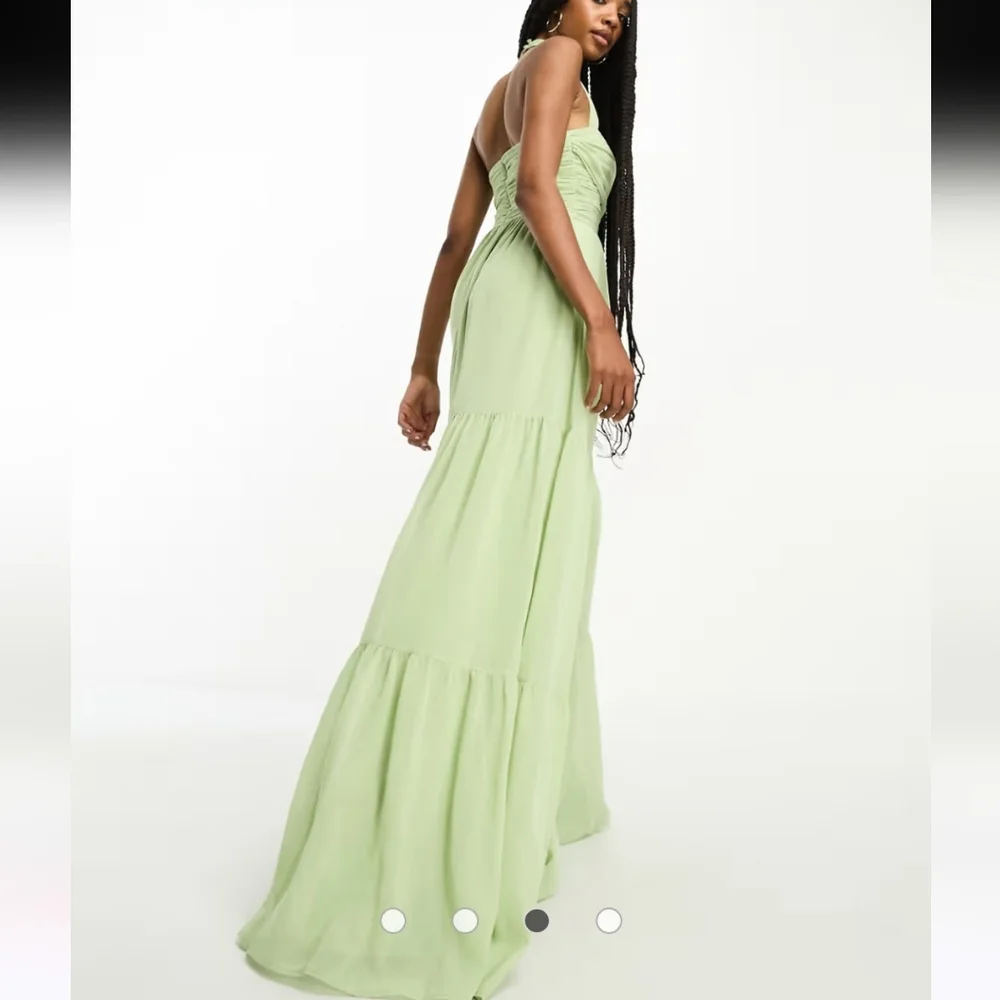 ASOS DESIGN Tall ruched bodice halter tiered maxi dress Sage green Wedding Y2K - Picture 3 of 13
